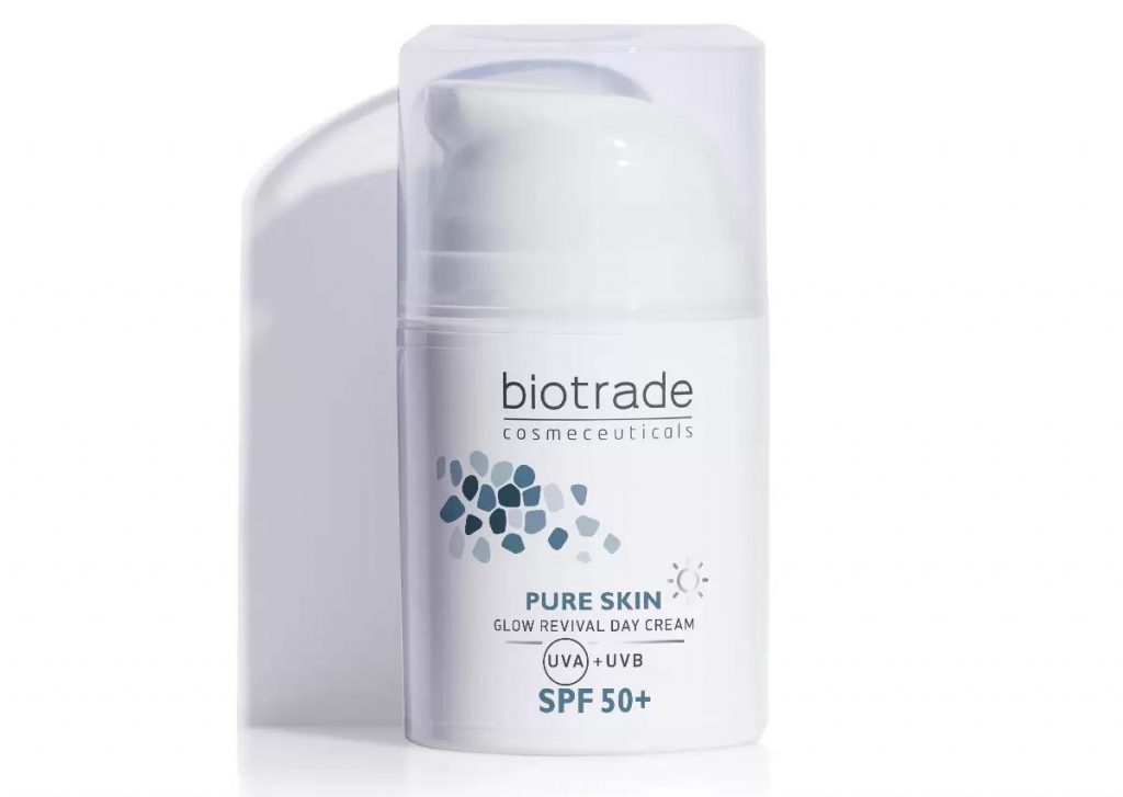 Kem dưỡng ban ngày Biotrade Pure Skin Glow Revival Day Cream SPF50