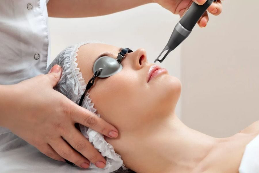 Hình: Da Sau Laser Cần Phục Hồi Đúng Cách