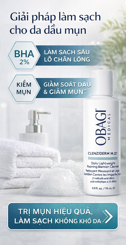 Hình: Sử dụng sữa rửa mặt Obagi Clenziderm Daily Lightweight Foaming Blemish Cleanser