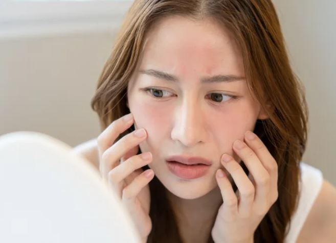 Hình: Vì sao da nhạy cảm cần kem chống nắng chuyên biệt